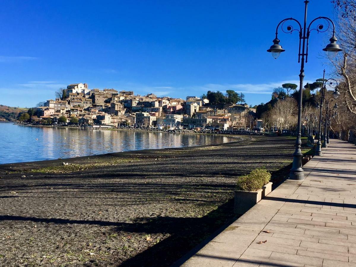 La Dimora Di Checchino Panzió Anguillara Sabazia Kültér fotó